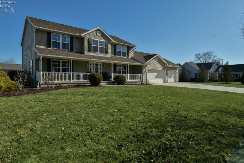 81 Brookside Drive, Oak Harbor, 43449, 4 Bedrooms Bedrooms, ,3 BathroomsBathrooms,Residential,For Sale,Brookside,20250810