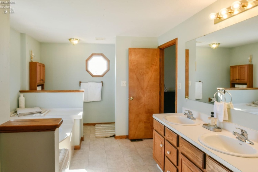 81 Brookside Drive, Oak Harbor, 43449, 4 Bedrooms Bedrooms, ,3 BathroomsBathrooms,Residential,For Sale,Brookside,20250810