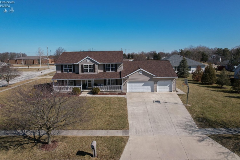 81 Brookside Drive, Oak Harbor, 43449, 4 Bedrooms Bedrooms, ,3 BathroomsBathrooms,Residential,For Sale,Brookside,20250810