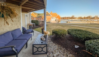 22 Marina Point Drive, Sandusky, 44870, 1 Bedroom Bedrooms, ,1 BathroomBathrooms,Residential,For Sale,Marina Point,20250799