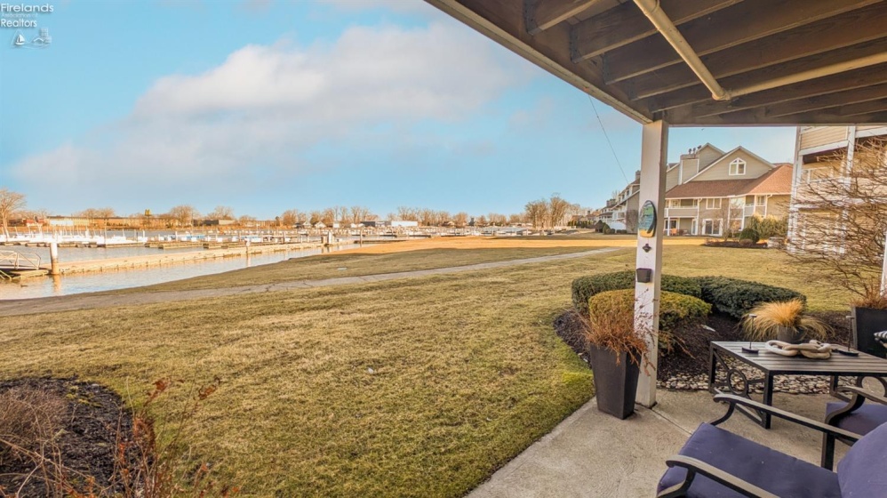 22 Marina Point Drive, Sandusky, 44870, 1 Bedroom Bedrooms, ,1 BathroomBathrooms,Residential,For Sale,Marina Point,20250799
