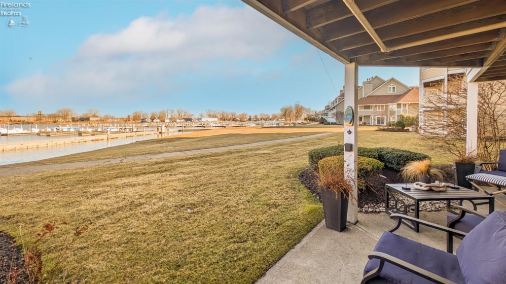 22 Marina Point Drive, Sandusky, 44870, 1 Bedroom Bedrooms, ,1 BathroomBathrooms,Residential,For Sale,Marina Point,20250799