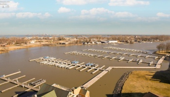 22 Marina Point Drive, Sandusky, 44870, 1 Bedroom Bedrooms, ,1 BathroomBathrooms,Residential,For Sale,Marina Point,20250799