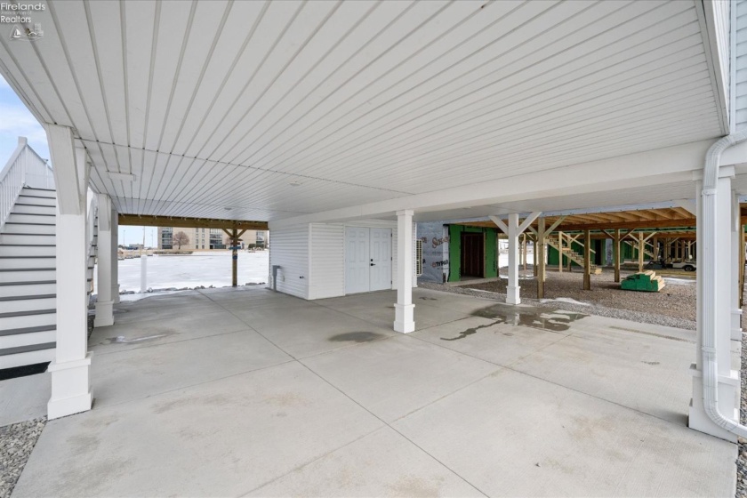 545 Lakeshore Drive, Port Clinton, 43452, 3 Bedrooms Bedrooms, ,2 BathroomsBathrooms,Residential,For Sale,Lakeshore,20250858