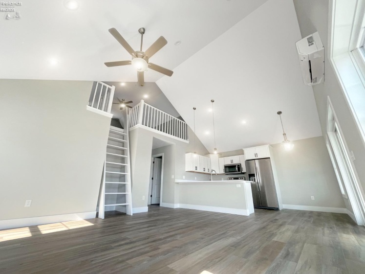 545 Lakeshore Drive, Port Clinton, 43452, 3 Bedrooms Bedrooms, ,2 BathroomsBathrooms,Residential,For Sale,Lakeshore,20250858