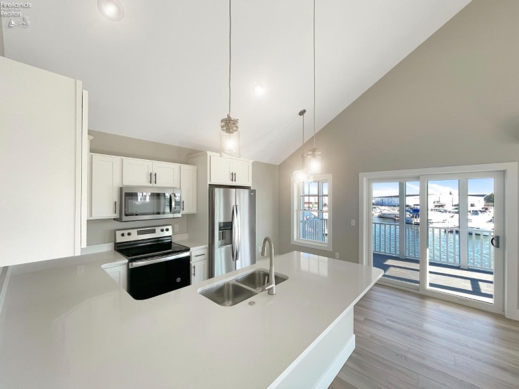 545 Lakeshore Drive, Port Clinton, 43452, 3 Bedrooms Bedrooms, ,2 BathroomsBathrooms,Residential,For Sale,Lakeshore,20250858