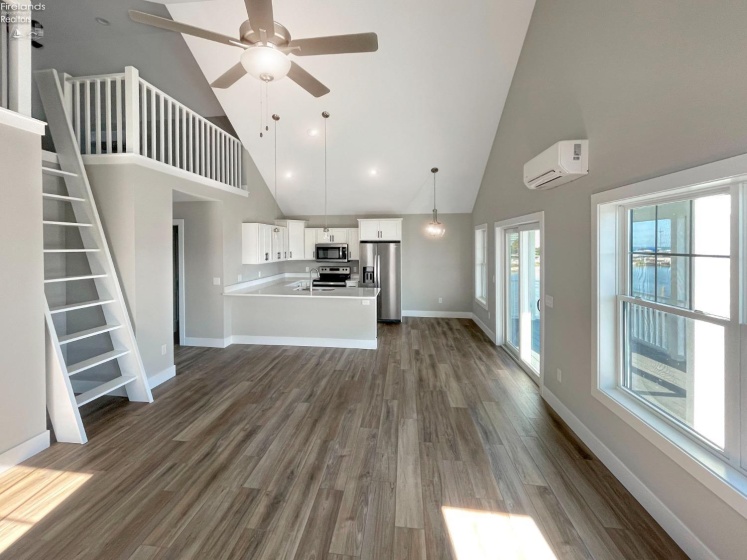 545 Lakeshore Drive, Port Clinton, 43452, 3 Bedrooms Bedrooms, ,2 BathroomsBathrooms,Residential,For Sale,Lakeshore,20250858