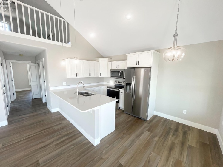 545 Lakeshore Drive, Port Clinton, 43452, 3 Bedrooms Bedrooms, ,2 BathroomsBathrooms,Residential,For Sale,Lakeshore,20250858