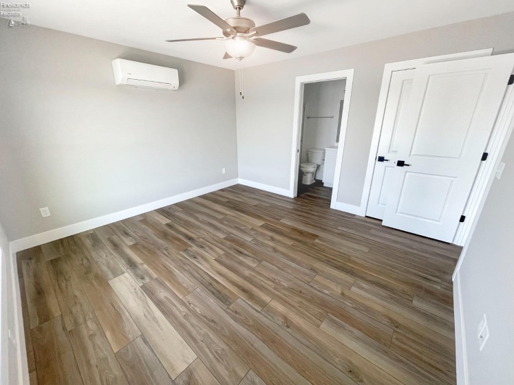 545 Lakeshore Drive, Port Clinton, 43452, 3 Bedrooms Bedrooms, ,2 BathroomsBathrooms,Residential,For Sale,Lakeshore,20250858