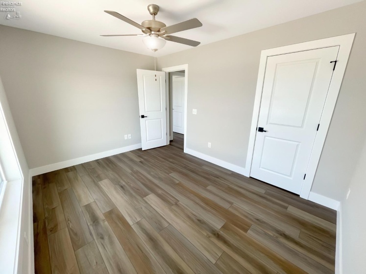 545 Lakeshore Drive, Port Clinton, 43452, 3 Bedrooms Bedrooms, ,2 BathroomsBathrooms,Residential,For Sale,Lakeshore,20250858