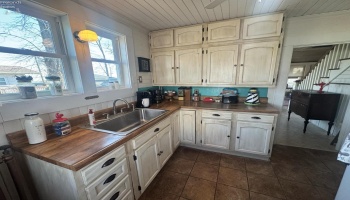 22 Oakwood Avenue, Huron, 44839, 3 Bedrooms Bedrooms, ,1 BathroomBathrooms,Residential,For Sale,Oakwood,20250834 22 Oakwood Avenue, Huron, 44839, 3 Bedrooms Bedrooms, ,1 BathroomBathrooms,Residential,For Sale,Oakwood,20250834