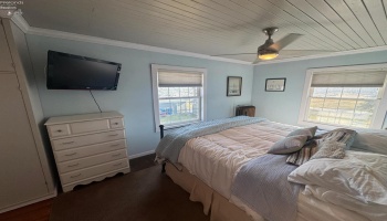 22 Oakwood Avenue, Huron, 44839, 3 Bedrooms Bedrooms, ,1 BathroomBathrooms,Residential,For Sale,Oakwood,20250834 22 Oakwood Avenue, Huron, 44839, 3 Bedrooms Bedrooms, ,1 BathroomBathrooms,Residential,For Sale,Oakwood,20250834