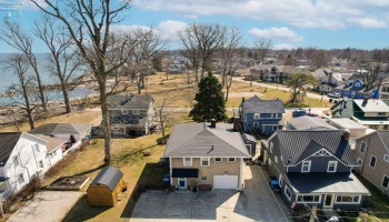 22 Oakwood Avenue, Huron, 44839, 3 Bedrooms Bedrooms, ,1 BathroomBathrooms,Residential,For Sale,Oakwood,20250834 22 Oakwood Avenue, Huron, 44839, 3 Bedrooms Bedrooms, ,1 BathroomBathrooms,Residential,For Sale,Oakwood,20250834