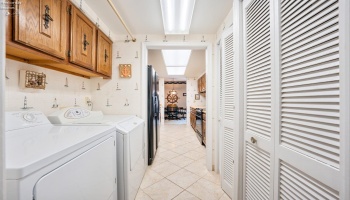 711 lakeshore, Port Clinton, 43452, 2 Bedrooms Bedrooms, ,2 BathroomsBathrooms,Residential,For Sale,lakeshore,20250658