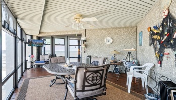 711 lakeshore, Port Clinton, 43452, 2 Bedrooms Bedrooms, ,2 BathroomsBathrooms,Residential,For Sale,lakeshore,20250658
