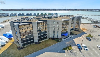 711 lakeshore, Port Clinton, 43452, 2 Bedrooms Bedrooms, ,2 BathroomsBathrooms,Residential,For Sale,lakeshore,20250658