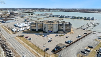 711 lakeshore, Port Clinton, 43452, 2 Bedrooms Bedrooms, ,2 BathroomsBathrooms,Residential,For Sale,lakeshore,20250658