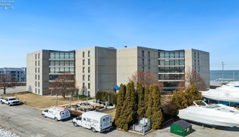 711 lakeshore, Port Clinton, 43452, 2 Bedrooms Bedrooms, ,2 BathroomsBathrooms,Residential,For Sale,lakeshore,20250658