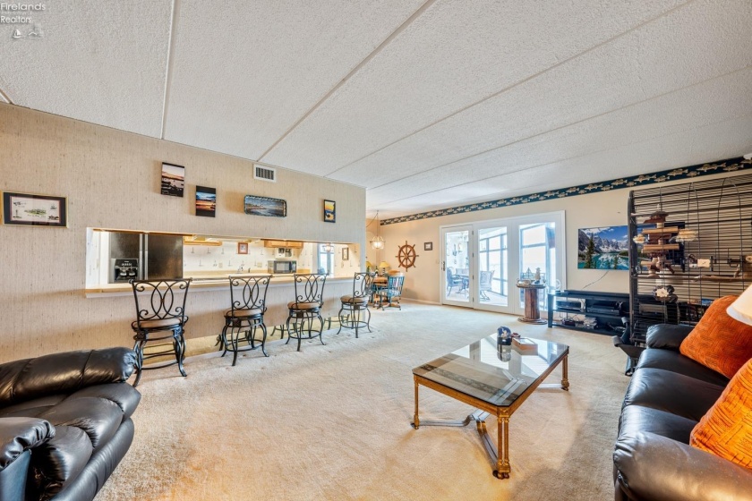 711 lakeshore, Port Clinton, 43452, 2 Bedrooms Bedrooms, ,2 BathroomsBathrooms,Residential,For Sale,lakeshore,20250658