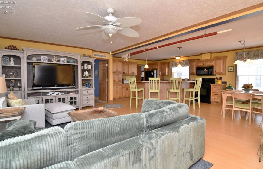 5655 Windjamer Avenue, Marblehead, 43440, 3 Bedrooms Bedrooms, ,2 BathroomsBathrooms,Residential,For Sale,Windjamer,20250873