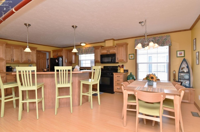 5655 Windjamer Avenue, Marblehead, 43440, 3 Bedrooms Bedrooms, ,2 BathroomsBathrooms,Residential,For Sale,Windjamer,20250873
