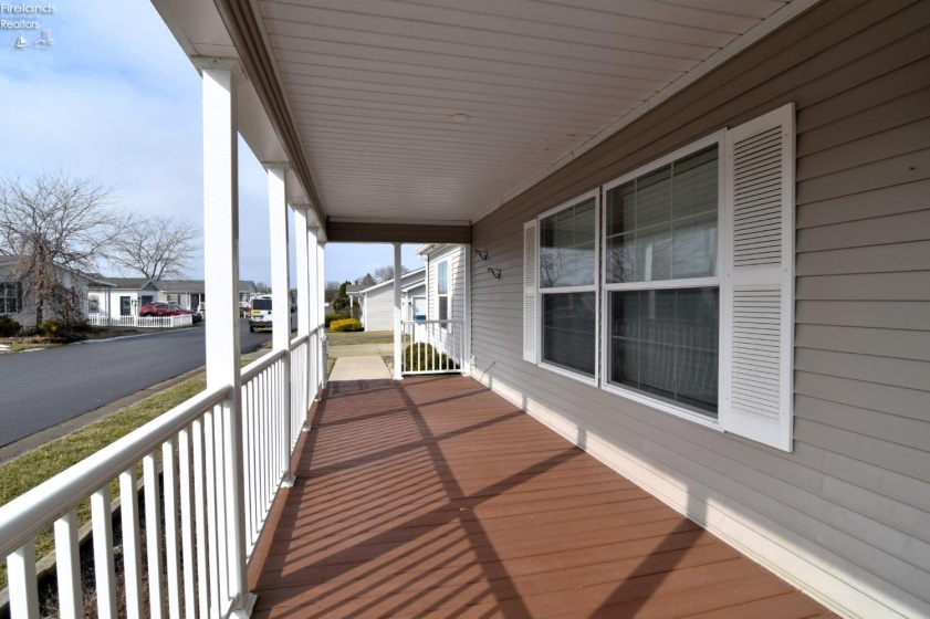 5655 Windjamer Avenue, Marblehead, 43440, 3 Bedrooms Bedrooms, ,2 BathroomsBathrooms,Residential,For Sale,Windjamer,20250873
