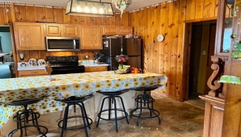 40 Laird Drive, Fremont, 43420, 4 Bedrooms Bedrooms, ,1 BathroomBathrooms,Residential,For Sale,Laird,20250793 40 Laird Drive, Fremont, 43420, 4 Bedrooms Bedrooms, ,1 BathroomBathrooms,Residential,For Sale,Laird,20250793