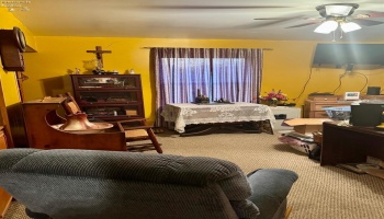 40 Laird Drive, Fremont, 43420, 4 Bedrooms Bedrooms, ,1 BathroomBathrooms,Residential,For Sale,Laird,20250793 40 Laird Drive, Fremont, 43420, 4 Bedrooms Bedrooms, ,1 BathroomBathrooms,Residential,For Sale,Laird,20250793