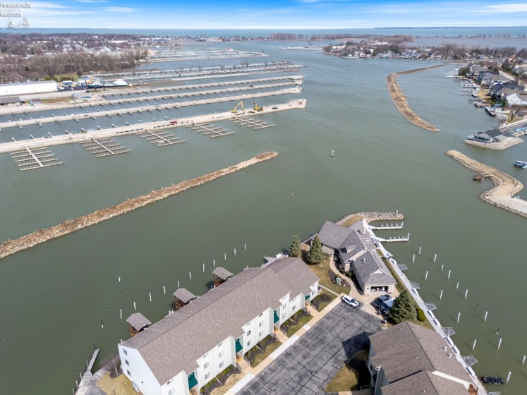 1789 Windward Drive, Port Clinton, 43452, 2 Bedrooms Bedrooms, ,2 BathroomsBathrooms,Residential,For Sale,Windward,20250947