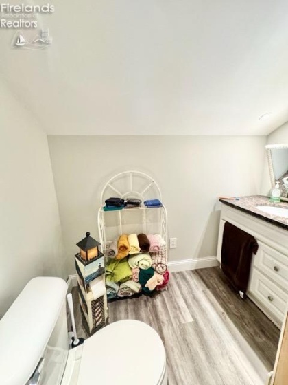 6637 Ottawa Avenue, Oak Harbor, 43449, 4 Bedrooms Bedrooms, ,2 BathroomsBathrooms,Residential,For Sale,Ottawa,20250942
