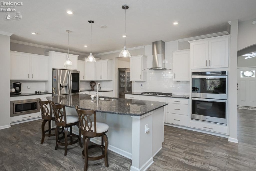 2461 Seton, Avon, 44011, 5 Bedrooms Bedrooms, ,5 BathroomsBathrooms,Residential,For Sale,Seton,20250909