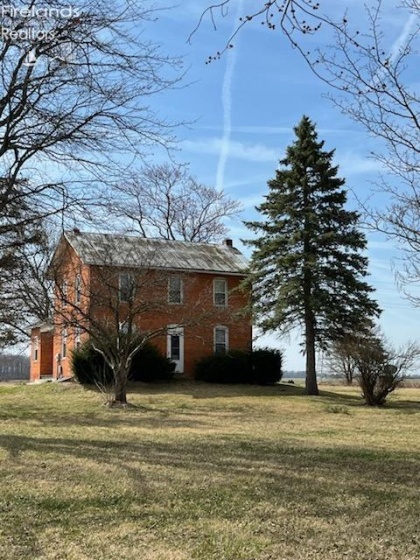 8090 County Road 18, Fostoria, 44830, 4 Bedrooms Bedrooms, ,1 BathroomBathrooms,Residential,For Sale,County Road 18,20250959