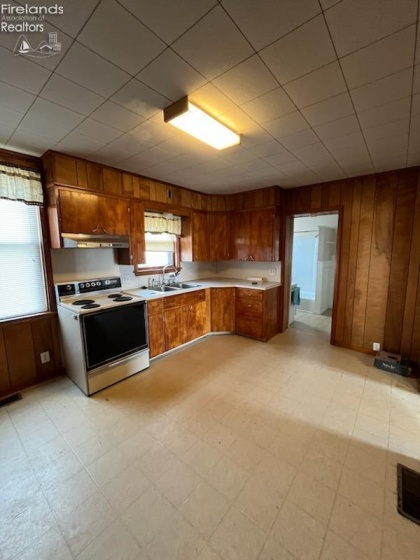 8090 County Road 18, Fostoria, 44830, 4 Bedrooms Bedrooms, ,1 BathroomBathrooms,Residential,For Sale,County Road 18,20250959