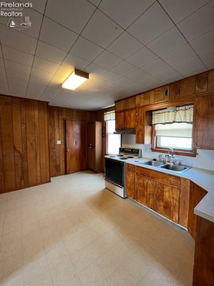 8090 County Road 18, Fostoria, 44830, 4 Bedrooms Bedrooms, ,1 BathroomBathrooms,Residential,For Sale,County Road 18,20250959