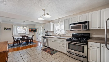 208 Cedar Brook Lane, Sandusky, 44870, 4 Bedrooms Bedrooms, ,2 BathroomsBathrooms,Residential,For Sale,Cedar Brook,20250980