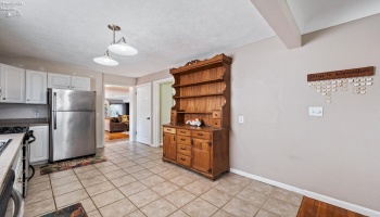208 Cedar Brook Lane, Sandusky, 44870, 4 Bedrooms Bedrooms, ,2 BathroomsBathrooms,Residential,For Sale,Cedar Brook,20250980