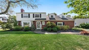 208 Cedar Brook Lane, Sandusky, 44870, 4 Bedrooms Bedrooms, ,2 BathroomsBathrooms,Residential,For Sale,Cedar Brook,20250980