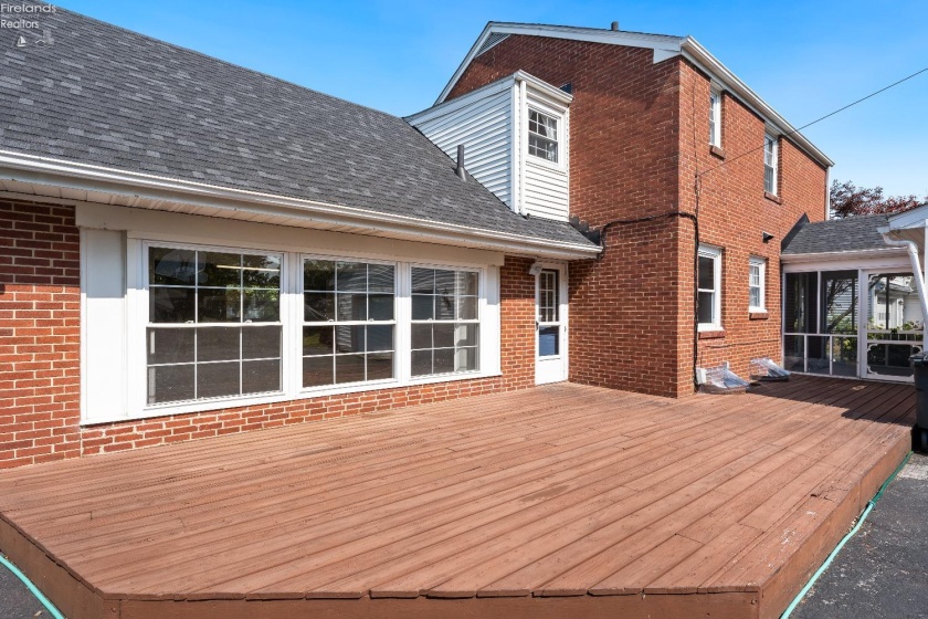 208 Cedar Brook Lane, Sandusky, 44870, 4 Bedrooms Bedrooms, ,2 BathroomsBathrooms,Residential,For Sale,Cedar Brook,20250980