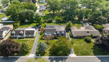 208 Cedar Brook Lane, Sandusky, 44870, 4 Bedrooms Bedrooms, ,2 BathroomsBathrooms,Residential,For Sale,Cedar Brook,20250980