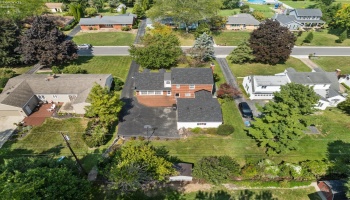 208 Cedar Brook Lane, Sandusky, 44870, 4 Bedrooms Bedrooms, ,2 BathroomsBathrooms,Residential,For Sale,Cedar Brook,20250980
