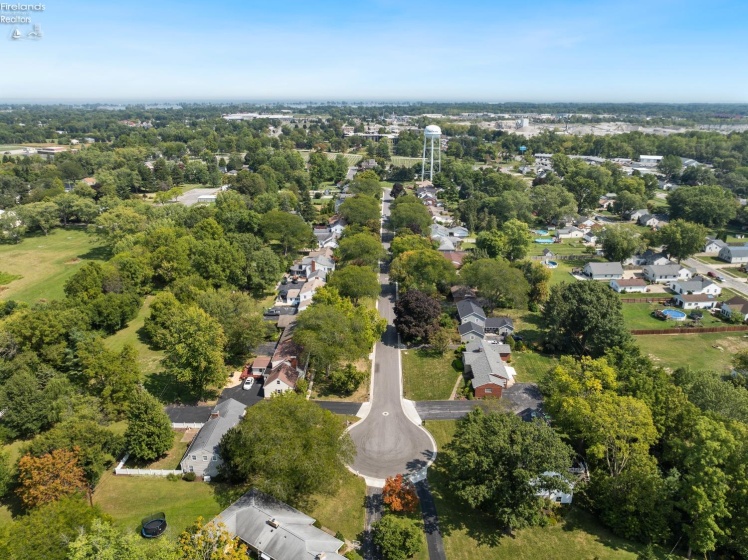 208 Cedar Brook Lane, Sandusky, 44870, 4 Bedrooms Bedrooms, ,2 BathroomsBathrooms,Residential,For Sale,Cedar Brook,20250980