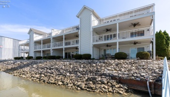 1522 Catawba Road, Port Clinton, 43452, 2 Bedrooms Bedrooms, ,2 BathroomsBathrooms,Residential,For Sale,Catawba,20250981