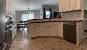 4590 Fields Way, Lorain, 44053, 3 Bedrooms Bedrooms, ,2 BathroomsBathrooms,Residential,For Sale,Fields Way,20250990