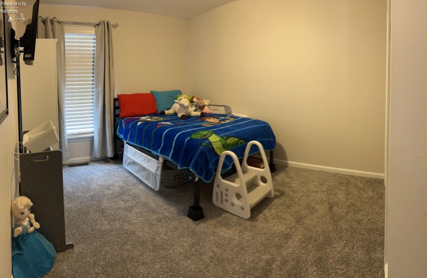 4590 Fields Way, Lorain, 44053, 3 Bedrooms Bedrooms, ,2 BathroomsBathrooms,Residential,For Sale,Fields Way,20250990