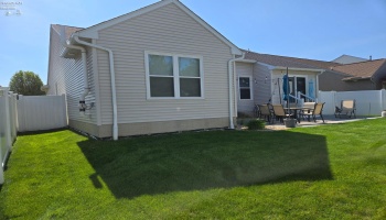 4590 Fields Way, Lorain, 44053, 3 Bedrooms Bedrooms, ,2 BathroomsBathrooms,Residential,For Sale,Fields Way,20250990