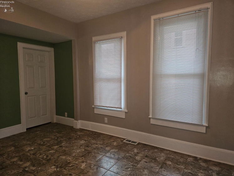23 Garden Street, Norwalk, 44857, ,Multiple Units,For Sale,Garden,20250965