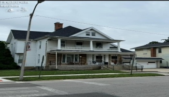 201 Center Street, Fostoria, 44830, ,Multiple Units,For Sale,Center,20250996