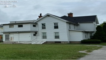 201 Center Street, Fostoria, 44830, ,Multiple Units,For Sale,Center,20250996
