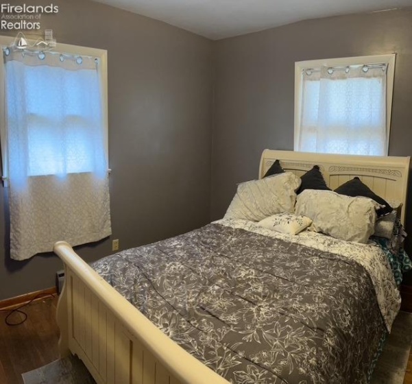 321 Elwood Avenue, Fostoria, 44830, 3 Bedrooms Bedrooms, ,2 BathroomsBathrooms,Residential,For Sale,Elwood,20250973