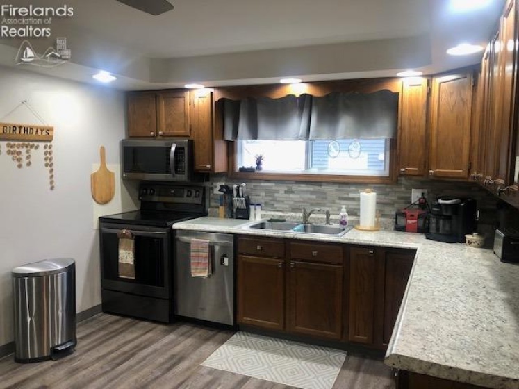 389 Monroe St., Tiffin, 44883, 4 Bedrooms Bedrooms, ,2 BathroomsBathrooms,Residential,For Sale,Monroe St.,20250966